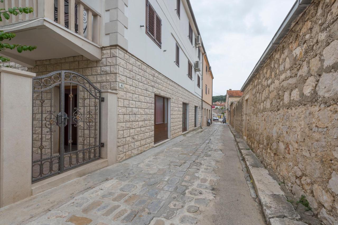 Historic Center Hvar Town- A Few Steps From The Main Square Екстериор снимка
